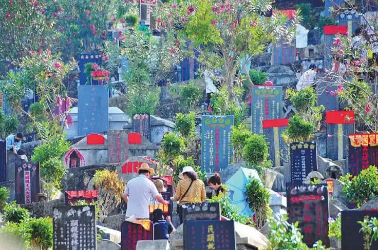 جشنواره پاکسازی روشن یا چینگ مینگ